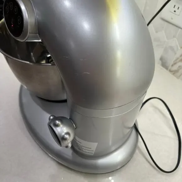 American Era Silver Stand Mixer - Picture 7 of 9